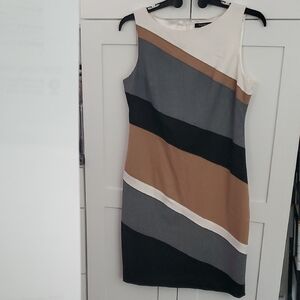 Sleeveless Colorblock Sheath Dress in Cream, Gray & Tan